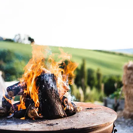 Podere Il Fornacino Farm stay *