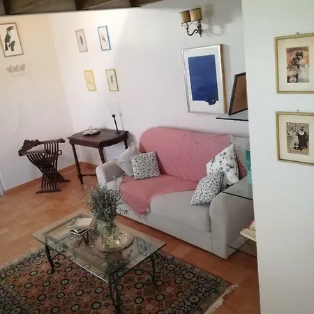 Podere Il Fornacino Farm stay